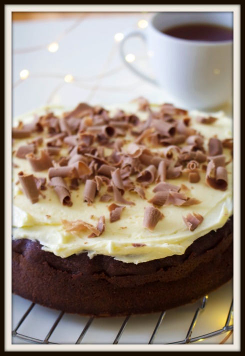 simple Buttermilk chocolate cake with buttercream